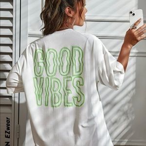 New Oversized good vibes Tshirt white and green